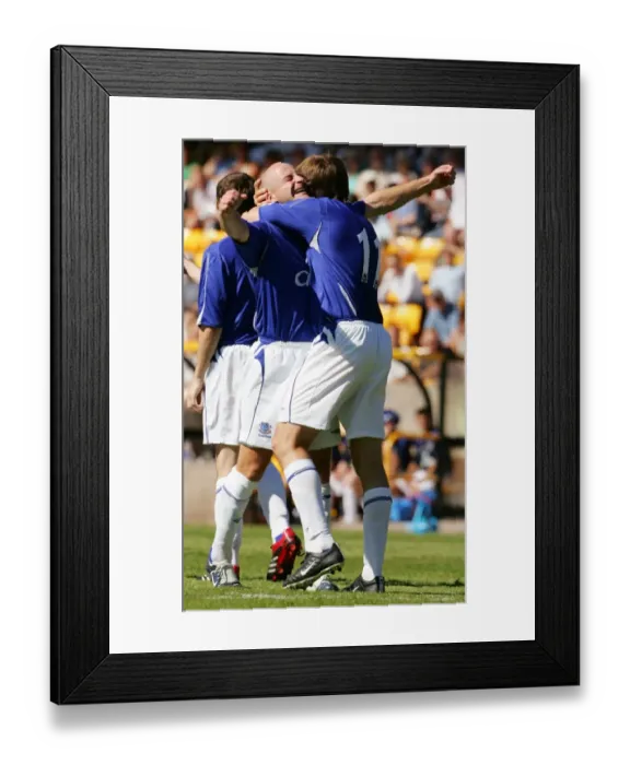 Framed Print : Everton's Unforgettable Goal Celebration: Kilbane and Carsley's Emotional Moment Framed Print : Everton's Unforgettable Goal Celebration: Kilbane and Carsley's Emotional Moment