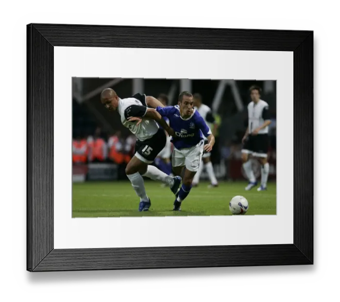 Framed Print : Leon Osman