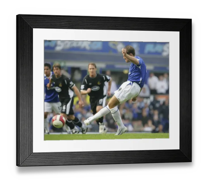 Framed Print : James Beattie's Penalty: Everton's Second Goal Framed Print : James Beattie's Penalty: Everton's Second Goal