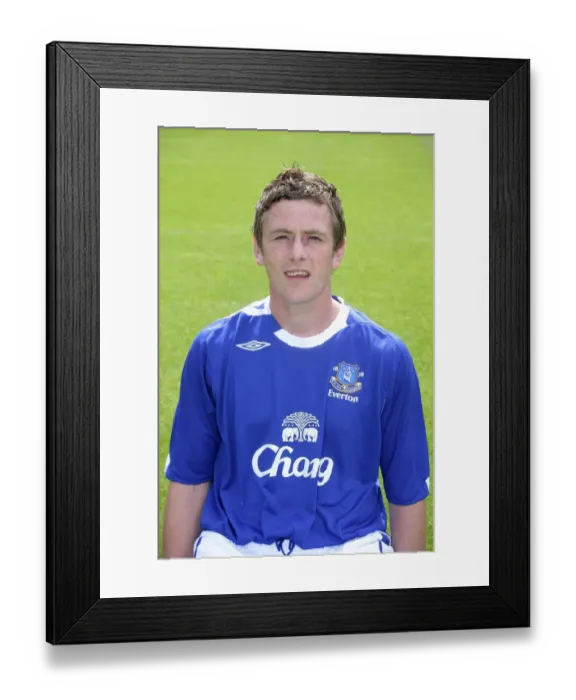 Framed Print : Football - Everton Photocall - Gary Naysmith Framed Print : Football - Everton Photocall - Gary Naysmith