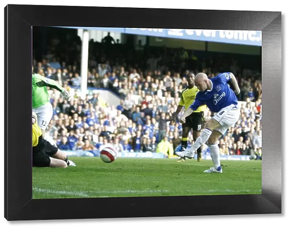 Andy Johnson's Dramatic Blocked Shot: Everton vs Manchester City