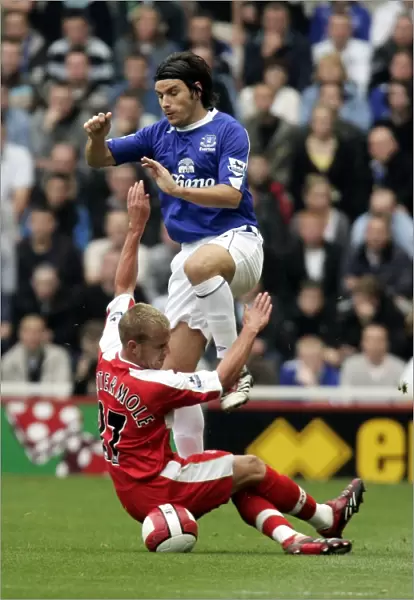 The Riverside Stadium - Nuno Valente of Everton in action with Lee Cattermole of Middlesbrough