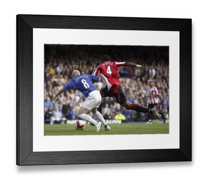 Framed Print : Everton vs Sheffield United: Claude Davis Red Card for Foul on Andy Johnson (2006) Framed Print : Everton vs Sheffield United: Claude Davis Red Card for Foul on Andy Johnson (2006)