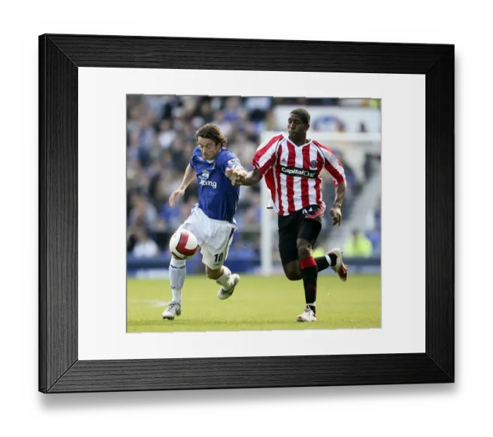Framed Print : Everton v Sheffield United - 21 / 10 / 06 Simon Davies - Everton and Mikele Leigertwood - Sheffield United Framed Print : Everton v Sheffield United - 21 / 10 / 06 Simon Davies - Everton and Mikele Leigertwood - Sheffield United