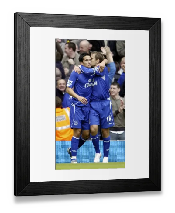 Framed Print : Tim Cahill's Thrilling Debut Goal: Arsenal vs. Everton (28 / 10 / 06) Framed Print : Tim Cahill's Thrilling Debut Goal: Arsenal vs. Everton (28 / 10 / 06)