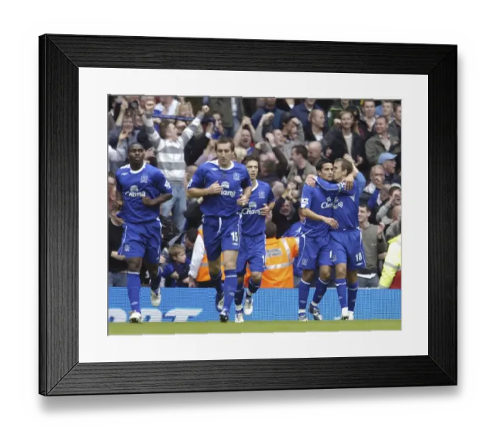 Framed Print : Tim Cahill's Thrilling Debut: Arsenal 0-1 Everton (28 / 10 / 06) Framed Print : Tim Cahill's Thrilling Debut: Arsenal 0-1 Everton (28 / 10 / 06)