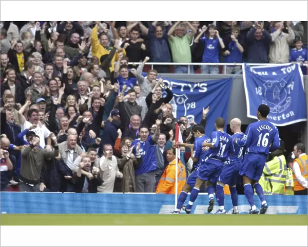 Arsenal v Everton - 06  /  07 - 28  /  10  /  06 Tim Cahill celebrates scoring the first goal for Everton with team