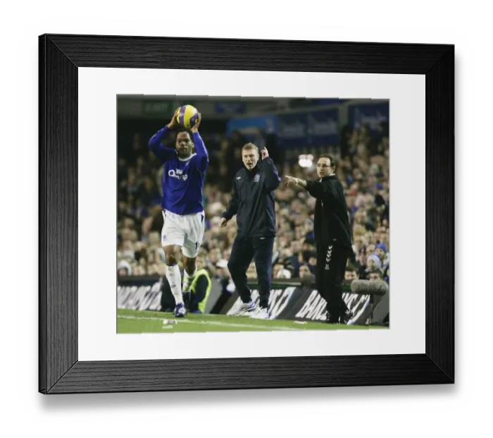 Framed Print : Everton v Aston Villa FA - Goodison Park Everton manager David Moyes and Aston Villa manager Martin O Neill shout instructions as Evertons Joleon Lescott prepares to take Framed Print : Everton v Aston Villa FA - Goodison Park Everton manager David Moyes and Aston Villa manager Martin O Neill shout instructions as Evertons Joleon Lescott prepares to take