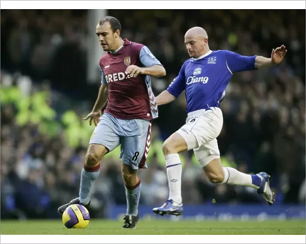 Everton v Aston Villa Aston Villas Gavin McCann and Evertons Lee Carsley