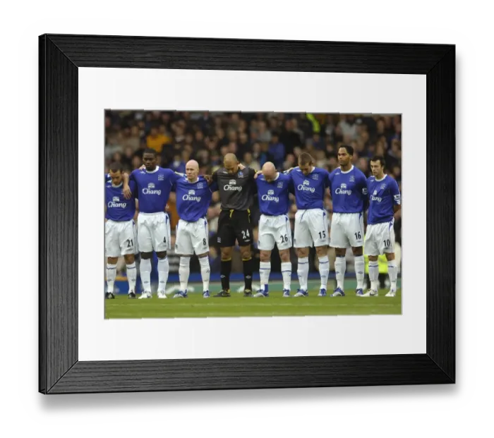 Framed Print : Everton v Aston Villa Everton players line up for a two minute silence to mark Armistice Day Framed Print : Everton v Aston Villa Everton players line up for a two minute silence to mark Armistice Day