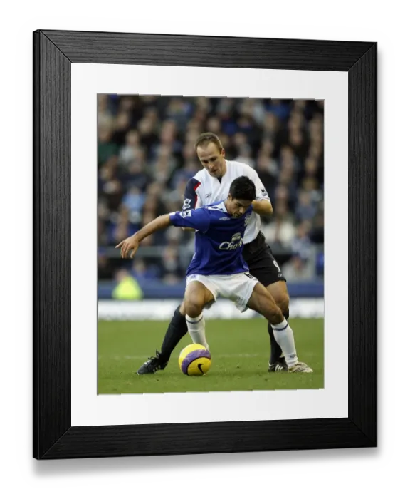 Framed Print : Mikel Arteta vs. Henrik Pedersen: Everton vs. Bolton, FA Barclays Premiership, November 2006 Framed Print : Mikel Arteta vs. Henrik Pedersen: Everton vs. Bolton, FA Barclays Premiership, November 2006