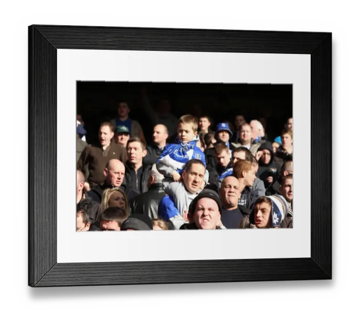 Framed Print : Soccer - Barclays Premier League - Liverpool v Everton - Anfield Framed Print : Soccer - Barclays Premier League - Liverpool v Everton - Anfield