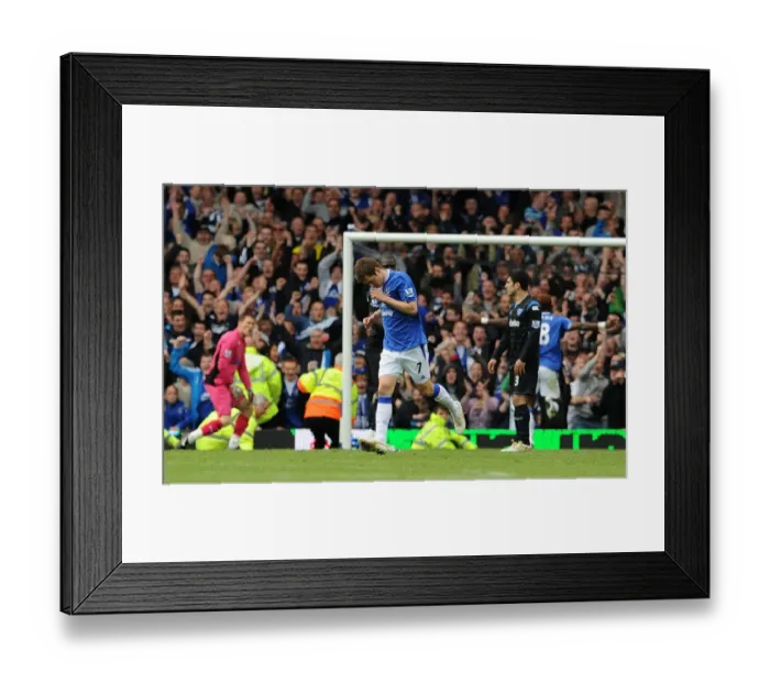 Framed Print : Diniyar Bilyaletdinov's Dramatic Late Winner: Everton Triumphs over Portsmouth in the Barclays Premier League