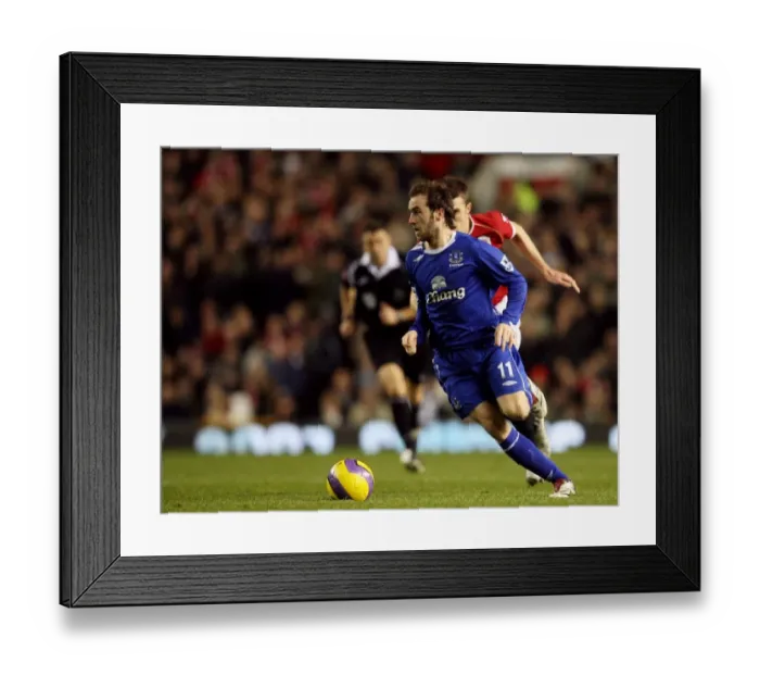 Framed Print : James McFadden at Old Trafford: FA Barclays Premiership Showdown, Manchester United vs. Everton, 06 / 07 Season Framed Print : James McFadden at Old Trafford: FA Barclays Premiership Showdown, Manchester United vs. Everton, 06 / 07 Season