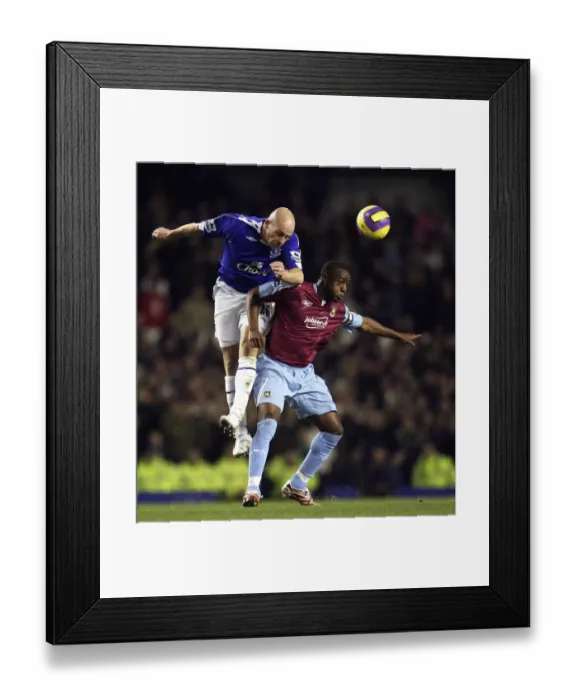 Framed Print : Everton vs West Ham: A Battle of Midfield Masters - Lee Carsley vs Nigel Reo-Coker (December 3, 2006) Framed Print : Everton vs West Ham: A Battle of Midfield Masters - Lee Carsley vs Nigel Reo-Coker (December 3, 2006)