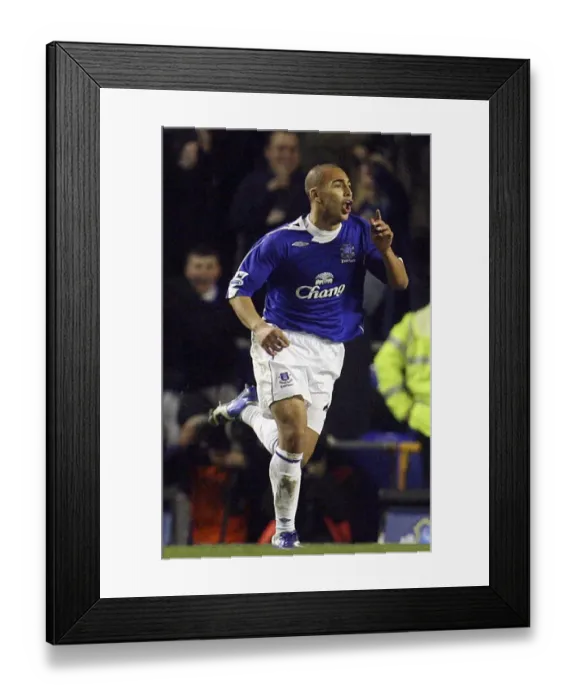 Framed Print : Everton v West Ham - Evertons James Vaughan celebrates after scoring his teams second goal Framed Print : Everton v West Ham - Evertons James Vaughan celebrates after scoring his teams second goal
