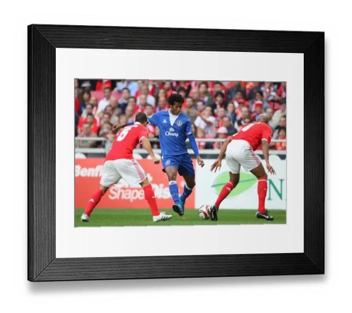 Framed Print : Everton's Joao Alves vs Benfica's Luisao and Amorim: A Tense Europa League Showdown at Estadio da Luz Framed Print : Everton's Joao Alves vs Benfica's Luisao and Amorim: A Tense Europa League Showdown at Estadio da Luz