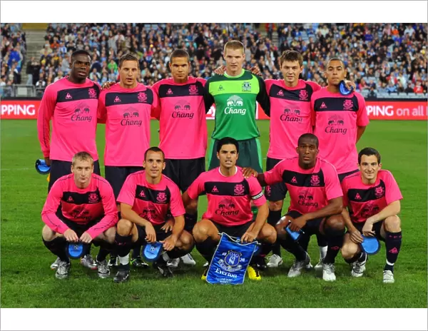 Everton FC: United in Pre-Season at ANZ Stadium - Sydney FC vs Everton Team Photo