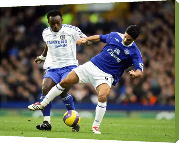 Everton v Chelsea Michael Essien in action against Evertons Mikel Arteta