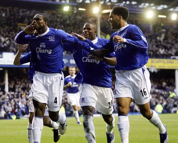 Everton's Double Victory: Joseph Yobo Scores the Decisive Goal Against Chelsea (17 / 12 / 06)