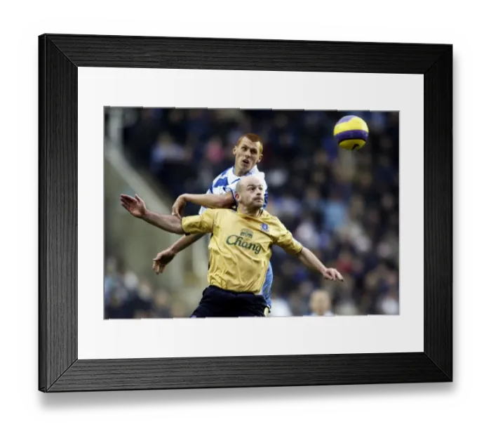 Framed Print : Reading v Everton Steve Sidwell of Reading challenges Lee Carsley of Everton Framed Print : Reading v Everton Steve Sidwell of Reading challenges Lee Carsley of Everton