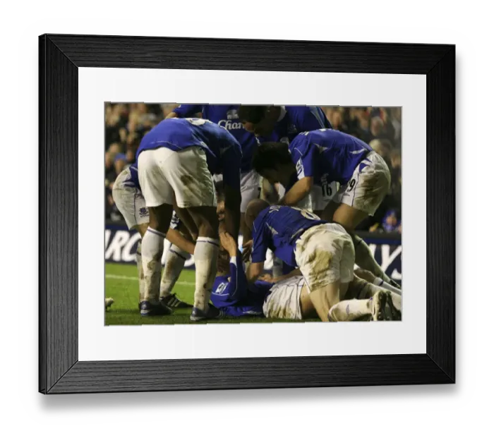 Framed Print : Everton's Phil Neville: Celebrating a Goal with Team Mates vs Newcastle United Framed Print : Everton's Phil Neville: Celebrating a Goal with Team Mates vs Newcastle United