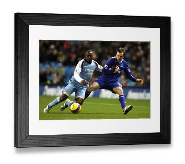 Framed Print : Manchester City v Everton - Darius Vassell and Evertons James McFadden Framed Print : Manchester City v Everton - Darius Vassell and Evertons James McFadden