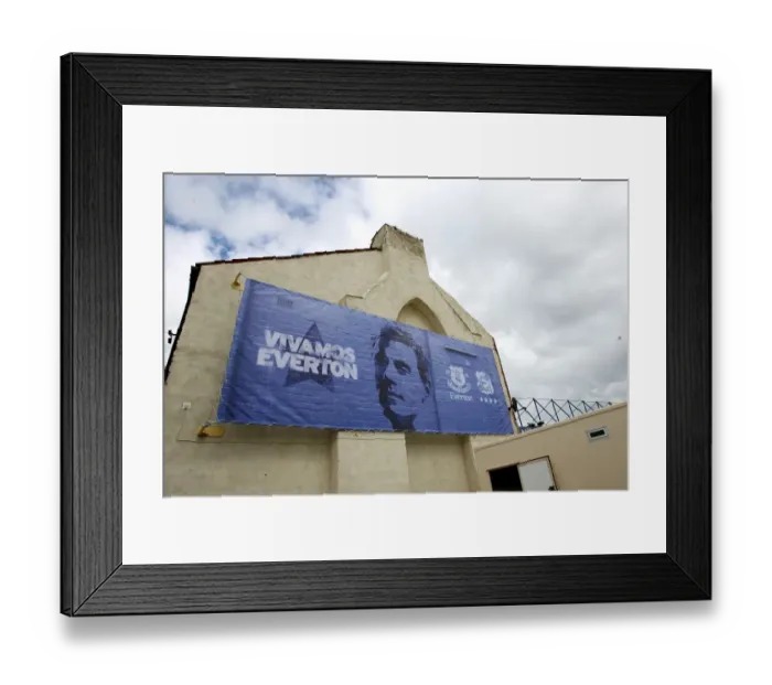 Framed Print : Soccer - Barclays Premier League - Everton v Wolverhampton Wanderers - Goodison Park Framed Print : Soccer - Barclays Premier League - Everton v Wolverhampton Wanderers - Goodison Park