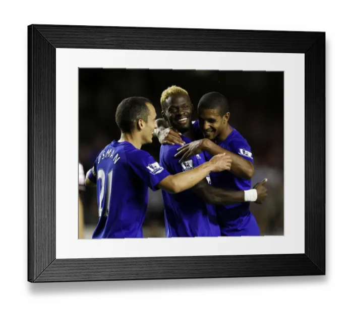 Framed Print : Everton's Louis Saha: Celebrating a Goal with Team Mates in the Carling Cup Second Round vs Huddersfield (2010) Framed Print : Everton's Louis Saha: Celebrating a Goal with Team Mates in the Carling Cup Second Round vs Huddersfield (2010)