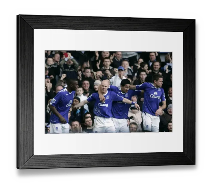 Framed Print : Andy Johnson's Thriller: Everton's Euphoric Opener vs. Reading (14 / 1 / 07) Framed Print : Andy Johnson's Thriller: Everton's Euphoric Opener vs. Reading (14 / 1 / 07)