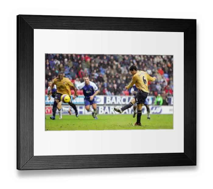 Framed Print : Wigan Athletic v EvertonStadium -Mikel Arteta scores the first goal from the penalty spot Framed Print : Wigan Athletic v EvertonStadium -Mikel Arteta scores the first goal from the penalty spot