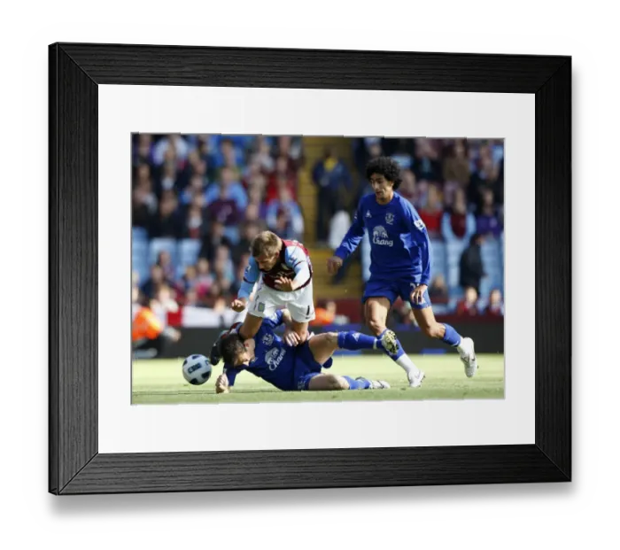 Framed Print : Clash at Villa Park: Leighton Baines vs Marc Albrighton, Everton vs Aston Villa, Barclays Premier League (2010) Framed Print : Clash at Villa Park: Leighton Baines vs Marc Albrighton, Everton vs Aston Villa, Barclays Premier League (2010)