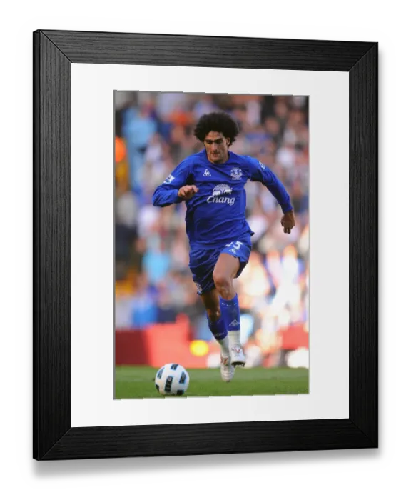 Framed Print : Marouane Fellaini in Action: Everton vs. Aston Villa, Barclays Premier League (29 August 2010) Framed Print : Marouane Fellaini in Action: Everton vs. Aston Villa, Barclays Premier League (29 August 2010)