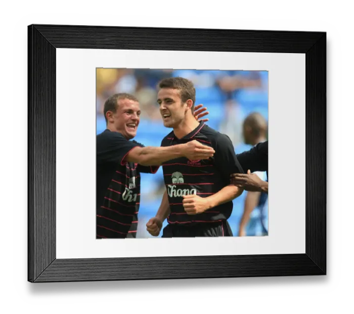 Framed Print : Soccer - Pre Season Friendly - Coventry City v Everton - Ricoh Arena Framed Print : Soccer - Pre Season Friendly - Coventry City v Everton - Ricoh Arena