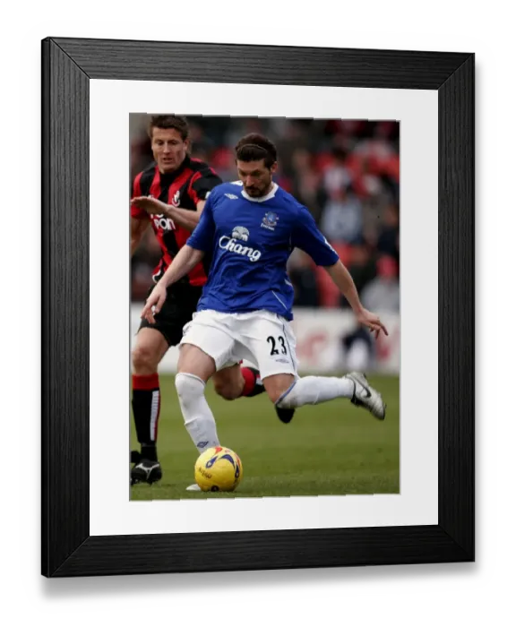 Framed Print : Alessandro Pistone in Action: Everton Football Club (2006-07 Season) Framed Print : Alessandro Pistone in Action: Everton Football Club (2006-07 Season)