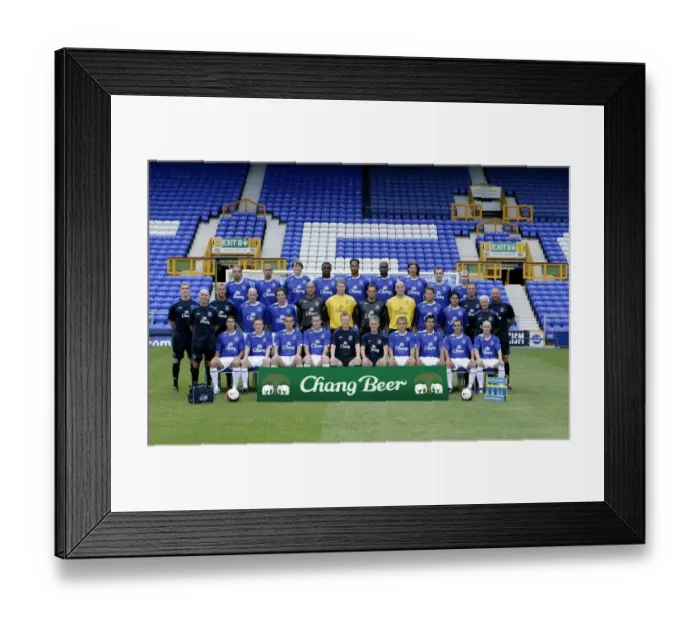 Framed Print : Football - Everton Photocall 2006 / 07 - Goodison Park - 11 / 8 / 06 Everton Team Mandatory Credit Framed Print : Football - Everton Photocall 2006 / 07 - Goodison Park - 11 / 8 / 06 Everton Team Mandatory Credit