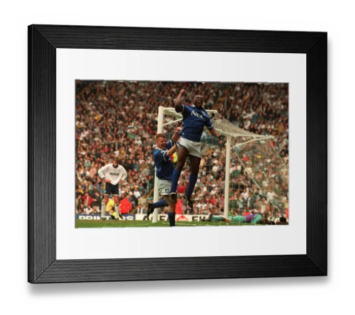 Framed Print : Soccer - FA Cup Semi Final - Tottenham Hotspur V Everton - Elland Road, Leeds Framed Print : Soccer - FA Cup Semi Final - Tottenham Hotspur V Everton - Elland Road, Leeds