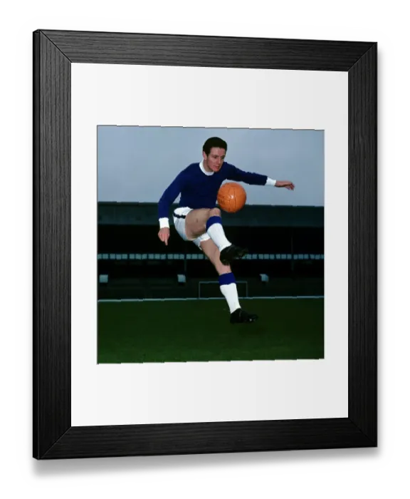 Framed Print : Soccer - Football League Division One - Everton