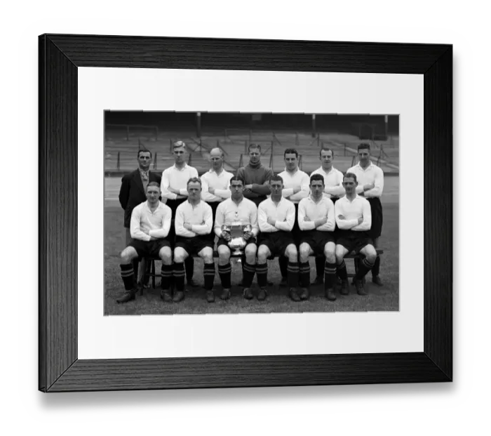 Framed Print : 1933 FA Cup Winning Team Framed Print : 1933 FA Cup Winning Team