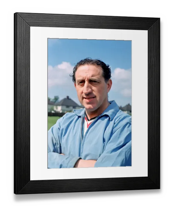 Framed Print : Soccer - FA Cup - Final - Everton v Sheffield Wednesday - Everton Training Framed Print : Soccer - FA Cup - Final - Everton v Sheffield Wednesday - Everton Training