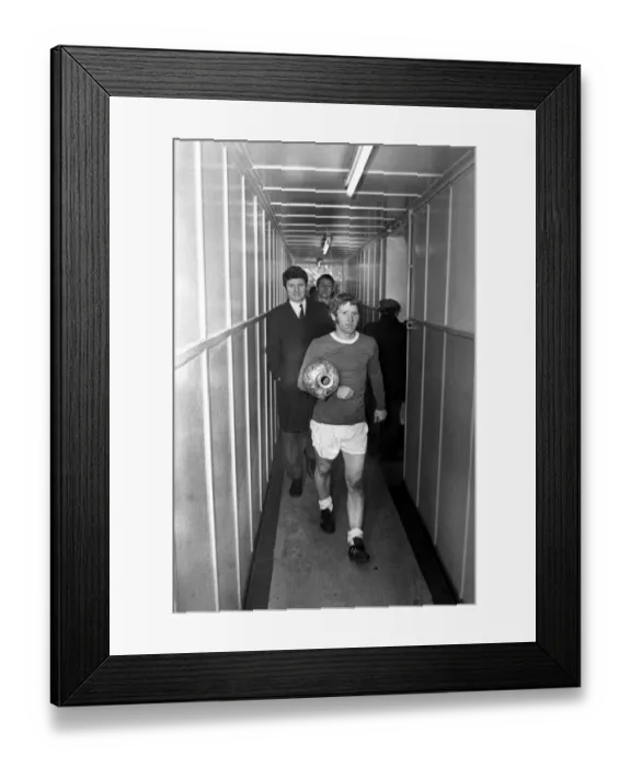 Framed Print : Everton's Glory: Alan Ball and Brian Labone - Champions with the Football League Division One Trophy Framed Print : Everton's Glory: Alan Ball and Brian Labone - Champions with the Football League Division One Trophy