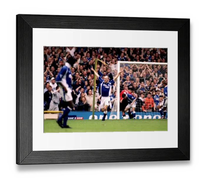 Framed Print : Soccer - FA Carling Premiership - Everton v Manchester United Framed Print : Soccer - FA Carling Premiership - Everton v Manchester United