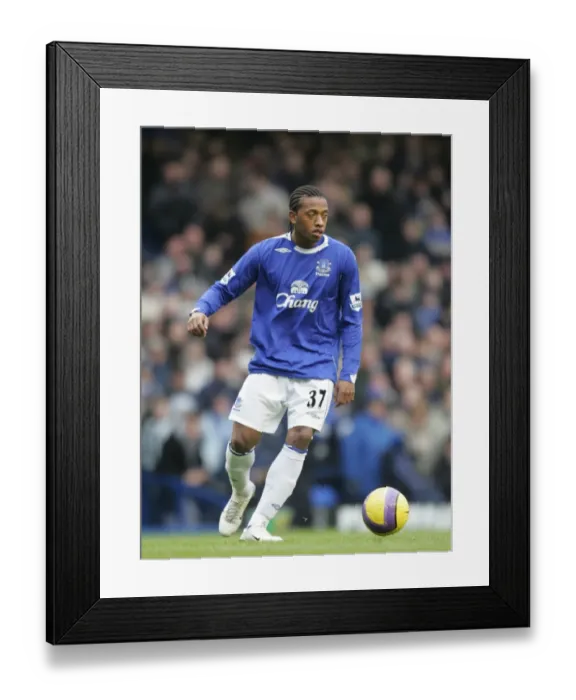 Framed Print : Football - Stock 06 / 07 - 10 / 2 / 07 Manuel Fernandes - Everton Mandatory Credit Framed Print : Football - Stock 06 / 07 - 10 / 2 / 07 Manuel Fernandes - Everton Mandatory Credit