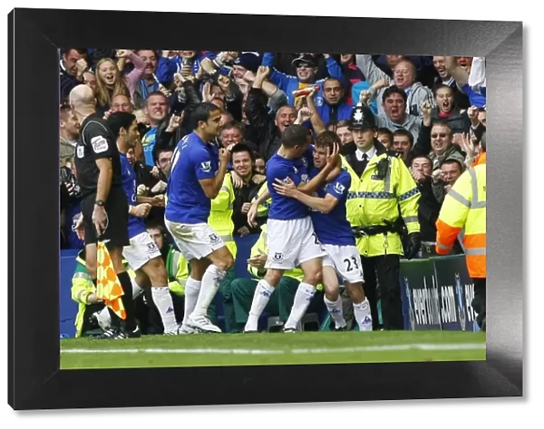 Tim Cahill's Historic Goal: Everton vs. Liverpool at Goodison Park, Barclays Premier League
