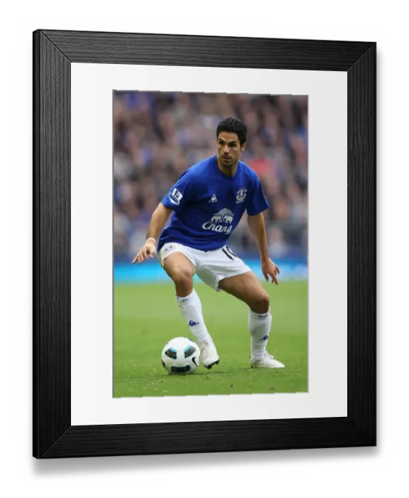 Framed Print : Mikel Arteta's Return to Goodison Park: Everton vs Liverpool - Premier League Clash Framed Print : Mikel Arteta's Return to Goodison Park: Everton vs Liverpool - Premier League Clash