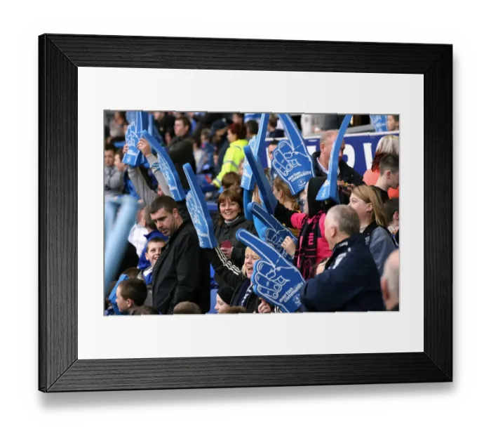 Framed Print : Everton FC: Half-Time Showdown - Sea of Giant Foam Hands vs Stoke City, Barclays Premier League (30 October 2010) Framed Print : Everton FC: Half-Time Showdown - Sea of Giant Foam Hands vs Stoke City, Barclays Premier League (30 October 2010)