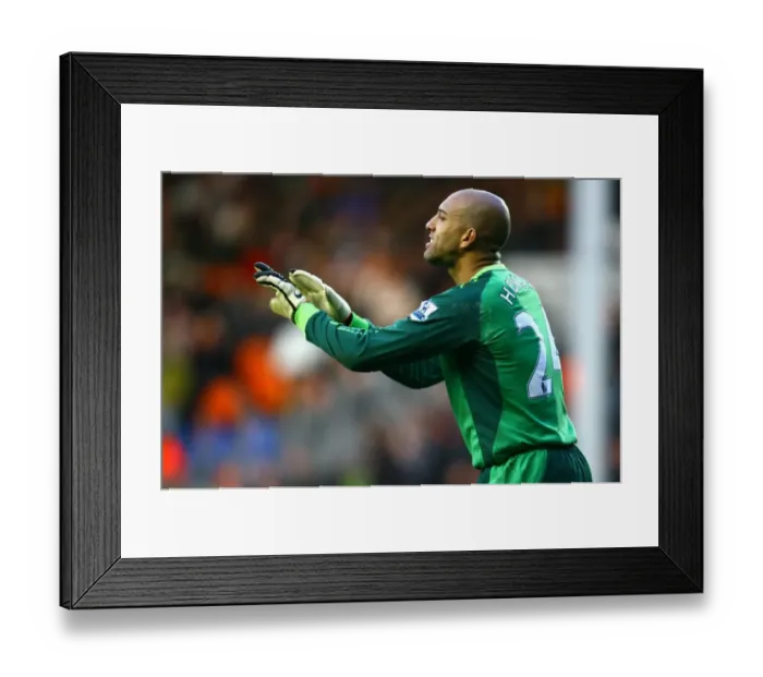 Framed Print : Tim Howard in Action: Everton vs. Blackpool, Premier League (06 November 2010), Bloomfield Road Framed Print : Tim Howard in Action: Everton vs. Blackpool, Premier League (06 November 2010), Bloomfield Road