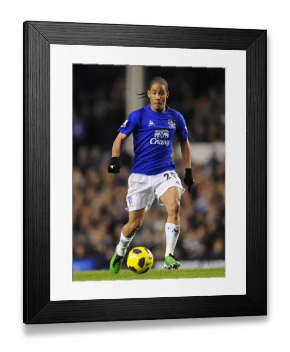 Framed Print : Soccer - Barclays Premier League - Everton v Bolton Wanderers - Goodison Park