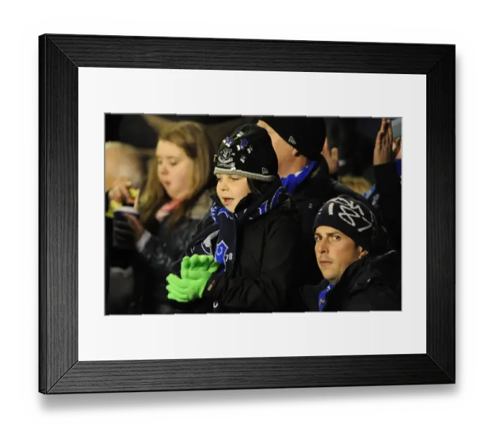 Framed Print : A Sea of Passionate Everton FC Fans at Goodison Park during the Everton vs. Bolton Wanderers Match in the Barclays Premier League (10 November 2010) Framed Print : A Sea of Passionate Everton FC Fans at Goodison Park during the Everton vs. Bolton Wanderers Match in the Barclays Premier League (10 November 2010)