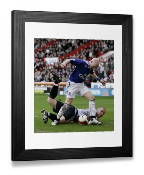 Framed Print : Andy Johnson's Thrilling Showdown: Sheffield United vs. Everton Framed Print : Andy Johnson's Thrilling Showdown: Sheffield United vs. Everton
